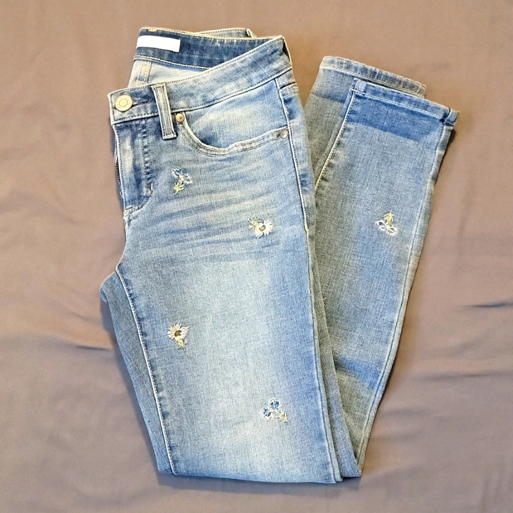 SOLD - Lauren Conrad LC Super Skinny Size 2 Embroidery Detail EUC